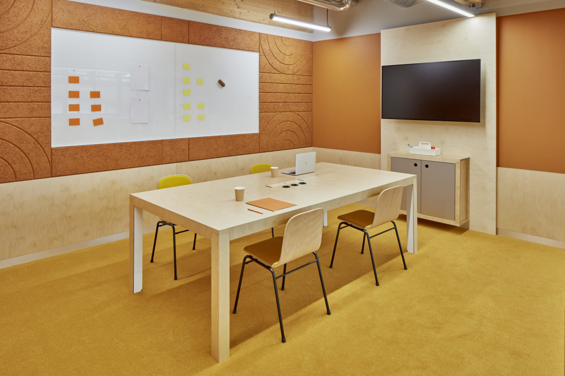 Payfit Offices in Paris - Meeting rooms, designed with BAUX Acoustic Wood Wool Panels